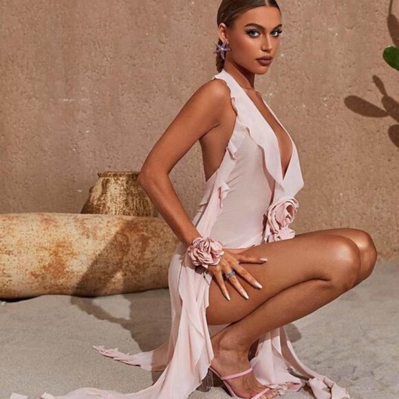 Delilah Plunge Mesh Top In Pink - Picture 3 of 3